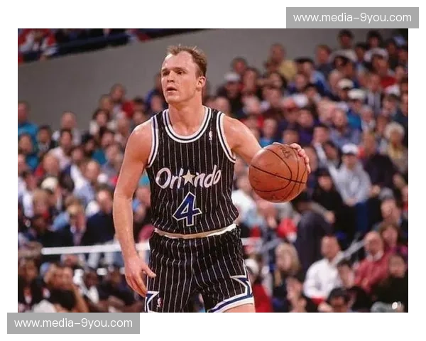 紫金王座的降临：当勒布朗与AD在奥兰多之巅，彻底接管那个静谧的深夜